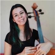 Profesora de violonchelo imparte clases para todas las edades, individuales y grupales